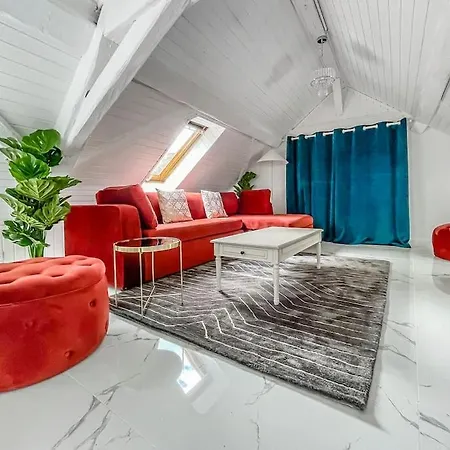 شقة Loft In The Castle Chateau Du Chatelard
