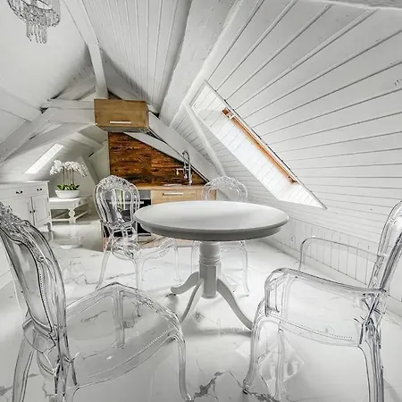 شقة Loft In The Castle Chateau Du Chatelard