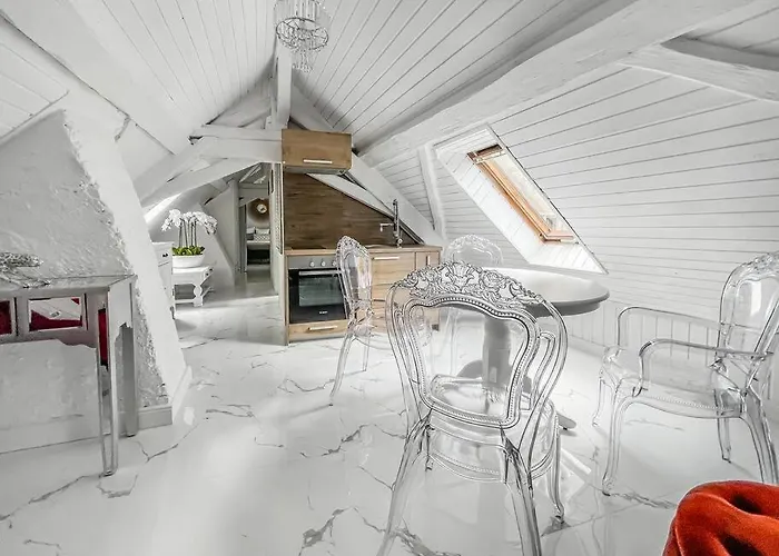 Loft In The Castle Chateau Du Chatelard Appartamento *